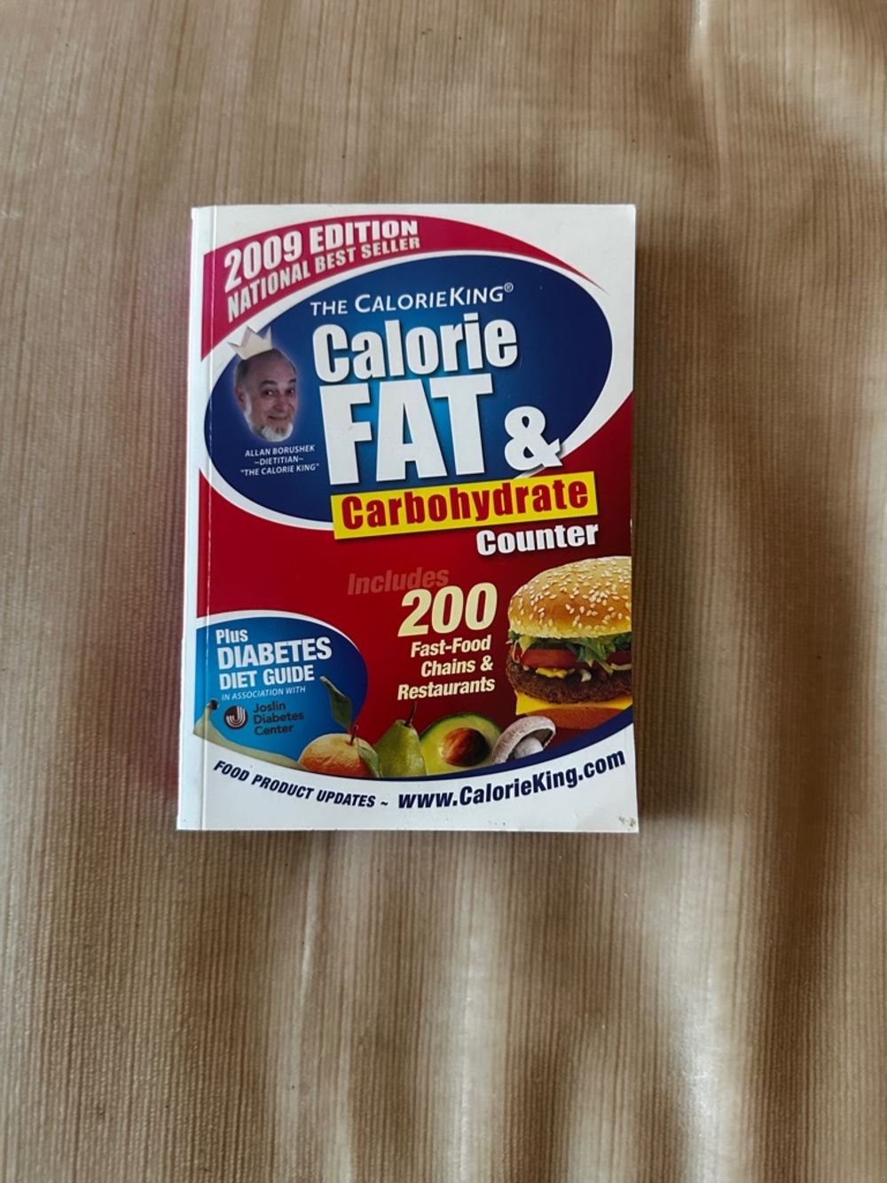 The CalorieKing Calorie Fat & Carbohydrate Counter - Red/Blue
